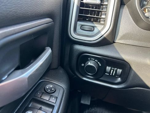 Used 2019 RAM 3500 Tradesman AWD/4WD image 17