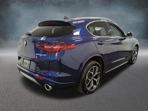 Used 2021 Alfa Romeo Stelvio Ti w/ Nero Edizione image 4