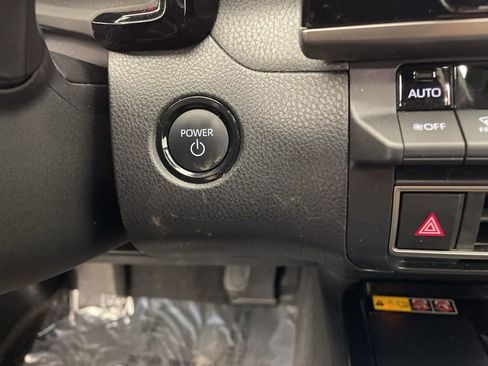 Used 2025 Toyota Camry LE image 16