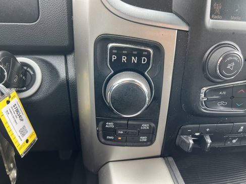 Used 2015 RAM 1500 Big Horn image 25