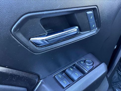 Used 2024 Chevrolet Colorado LT w/ LT Convenience Package III image 30