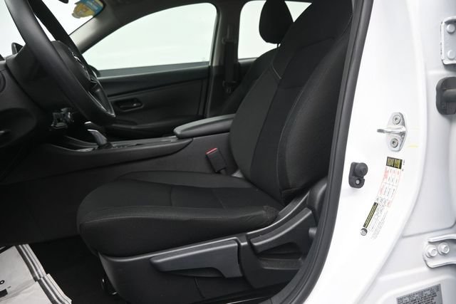 Certified 2025 Nissan Sentra S FWD image 10