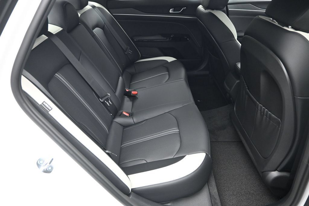 New 2026 Kia K5 GT-Line FWD image 33