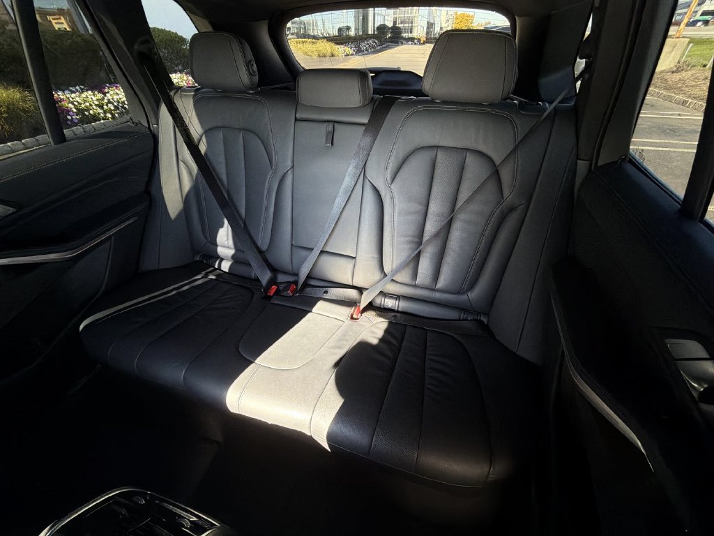 Used 2020 BMW X5 xDrive40i w/ M Sport Package AWD/4WD image 21
