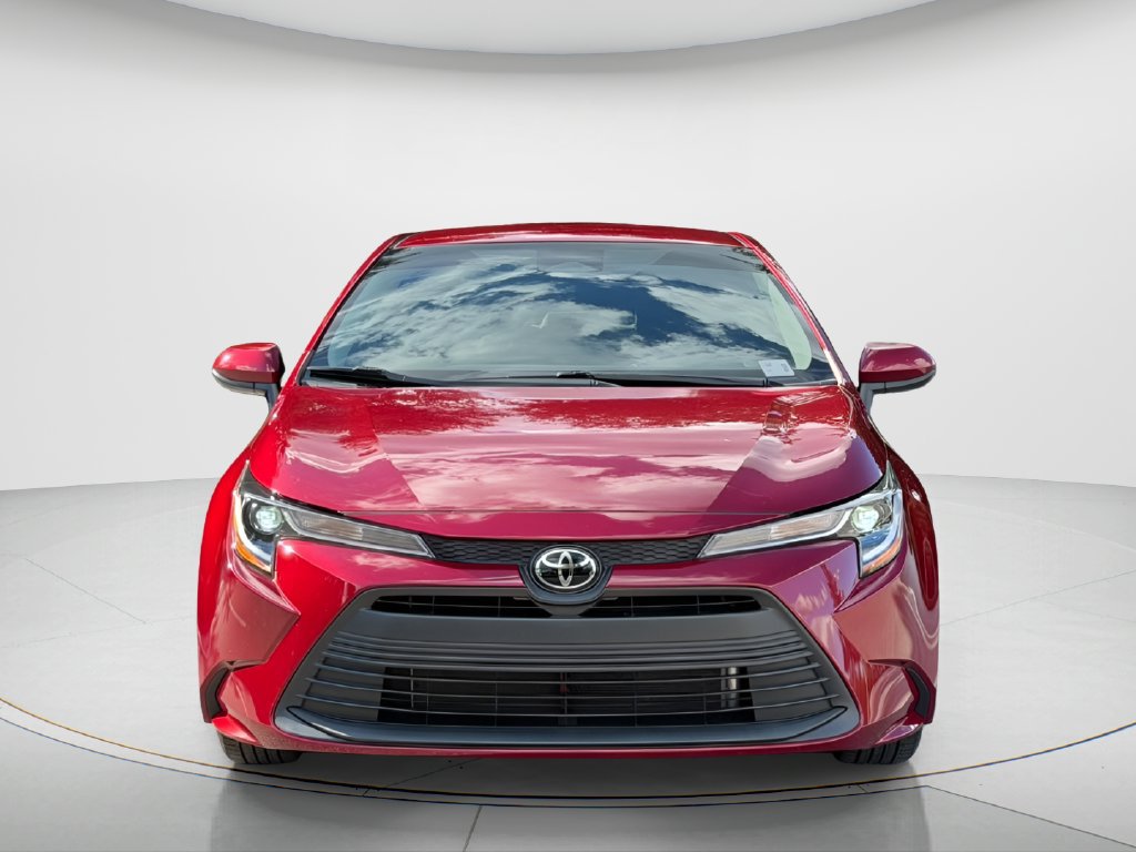 Used 2025 Toyota Corolla LE FWD image 8