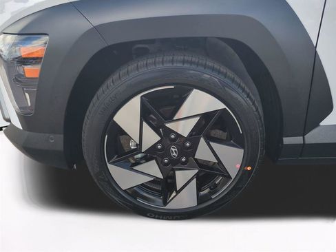 New 2026 Hyundai Kona Limited FWD image 11