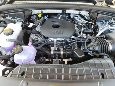 New 2026 Jeep Grand Cherokee Altitude image 20