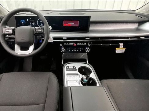 Certified 2026 Hyundai Ioniq 9 SE AWD/4WD image 6