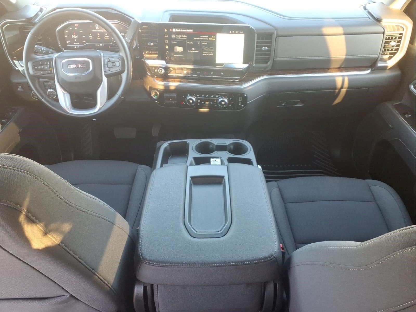 Used 2025 GMC Sierra 2500 SLE w/ SLE Value Package; AWD/4WD image 7