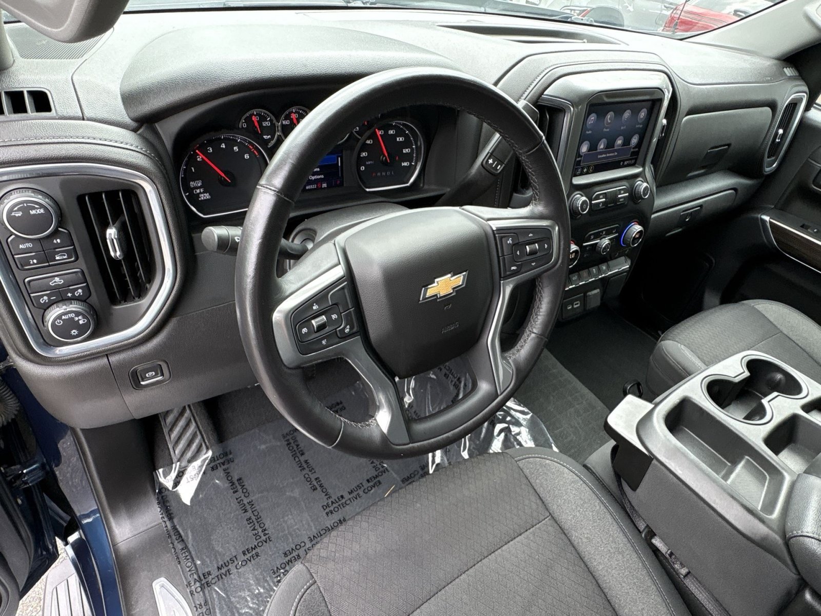 Used 2022 Chevrolet Silverado 1500 LT AWD/4WD image 16