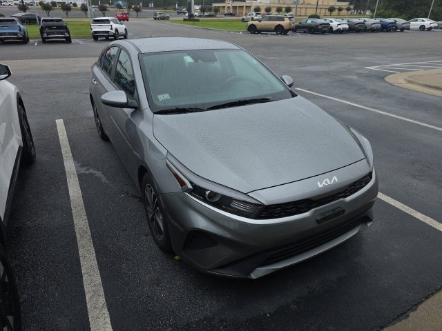 Certified 2024 Kia Forte LXS FWD image 1