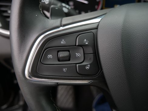 Used 2021 Buick Envision Essence w/ Technology Package I image 29