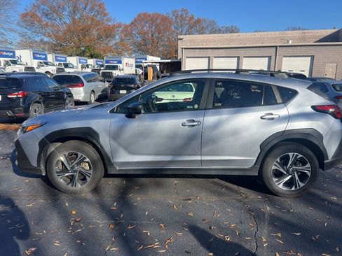 Used 2024 Subaru Crosstrek 2.0i Premium image 7