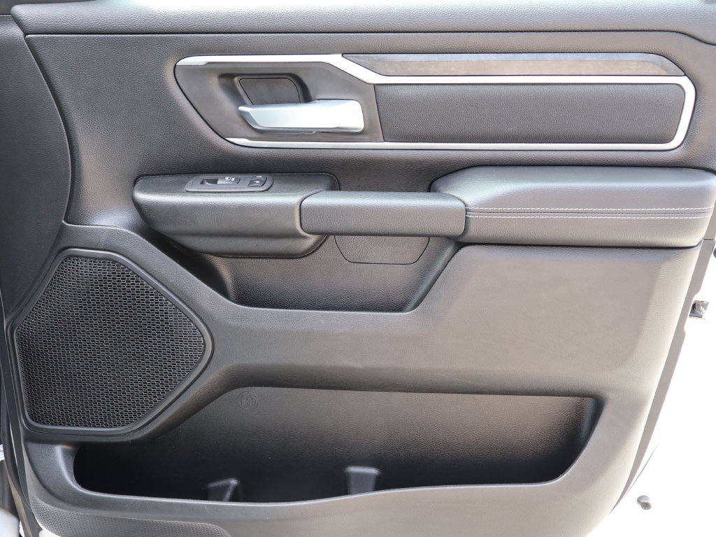 Used 2023 RAM 1500 Big Horn AWD/4WD image 7