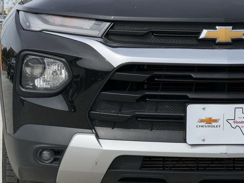 Used 2023 Chevrolet TrailBlazer LT w/ Convenience Package image 8