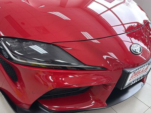 Used 2021 Toyota Supra Premium w/ Driver Assist Package image 4