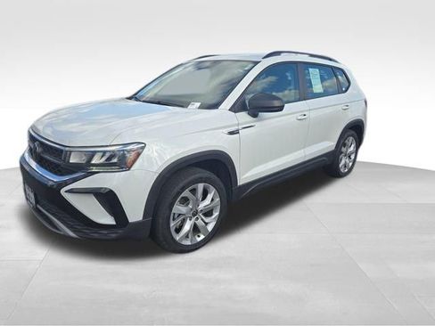 Used 2023 Volkswagen Taos S w/ Driver Assistance Package image 3