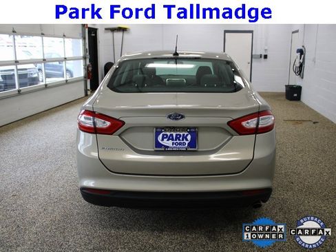 Used 2015 Ford Fusion S image 4