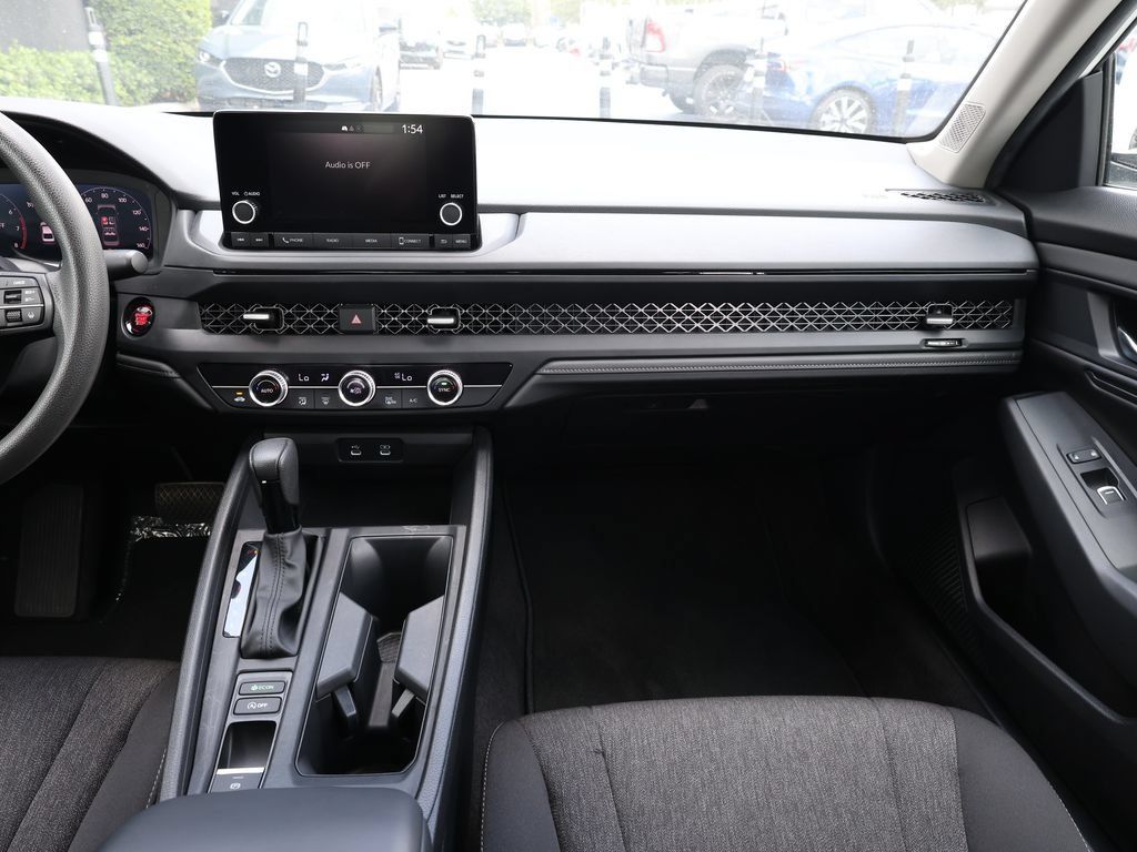 Used 2025 Honda Accord SE image 21