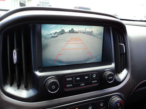 Used 2016 GMC Canyon SLE w/ All Terrain Adventure Package AWD/4WD image 15