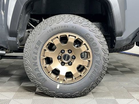 New 2025 Toyota Tacoma 4x4 Double Cab Hybrid image 19