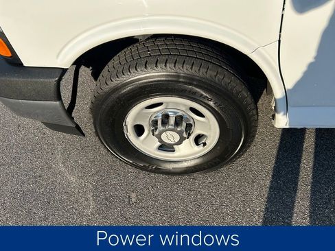 Used 2017 Chevrolet Express 3500 LT w/ LT Preferred Equipment Group image 16