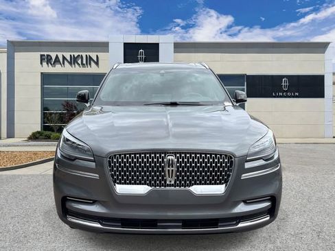 Certified 2023 Lincoln Aviator Reserve AWD/4WD image 2