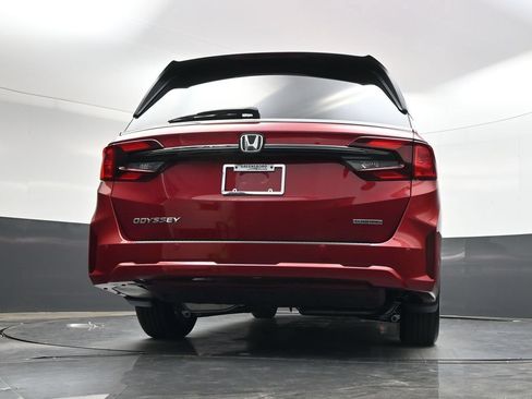 Used 2026 Honda Odyssey Touring image 37