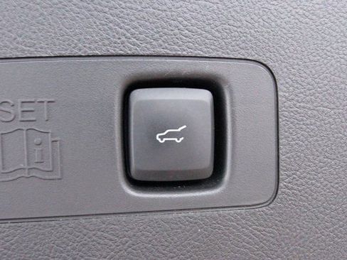 Used 2022 Lincoln Corsair Reserve w/ Equipment Group 201A image 35