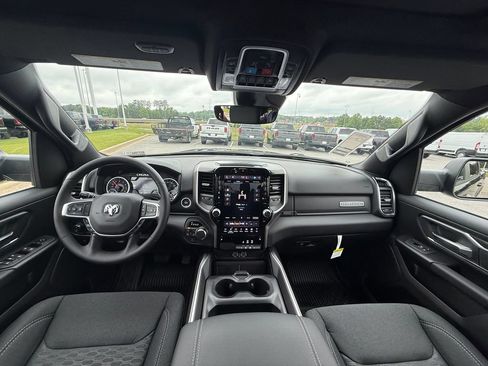 New 2026 RAM 1500 Big Horn AWD/4WD image 7