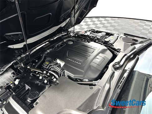 Used 2022 Jaguar F-TYPE R-Dynamic image 37