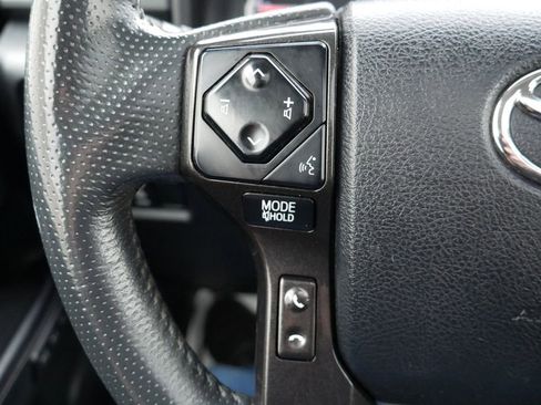 Used 2020 Toyota 4Runner Nightshade AWD/4WD image 13
