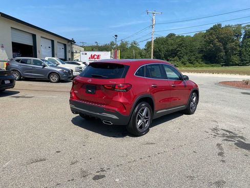 Used 2022 Mercedes-Benz GLA 250 4MATIC image 5