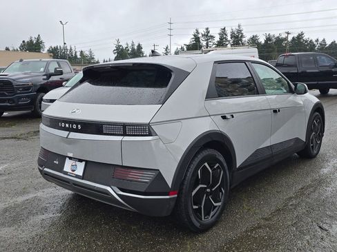 Used 2024 Hyundai Ioniq 5 SEL image 14