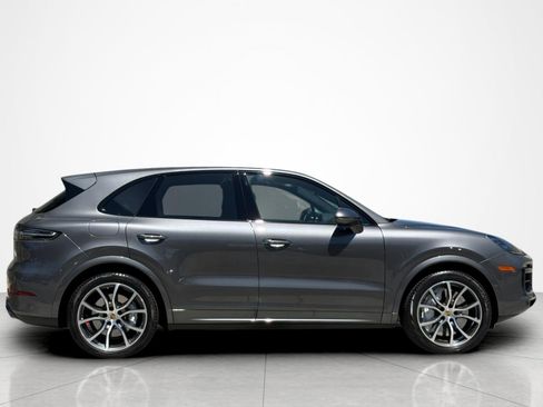 Used 2023 Porsche Cayenne Turbo w/ Premium Package Plus AWD/4WD image 6
