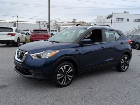 Used 2019 Nissan Kicks SV FWD image 7