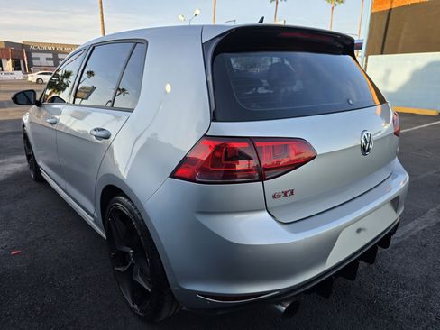 Used 2017 Volkswagen GTI Sport image 5