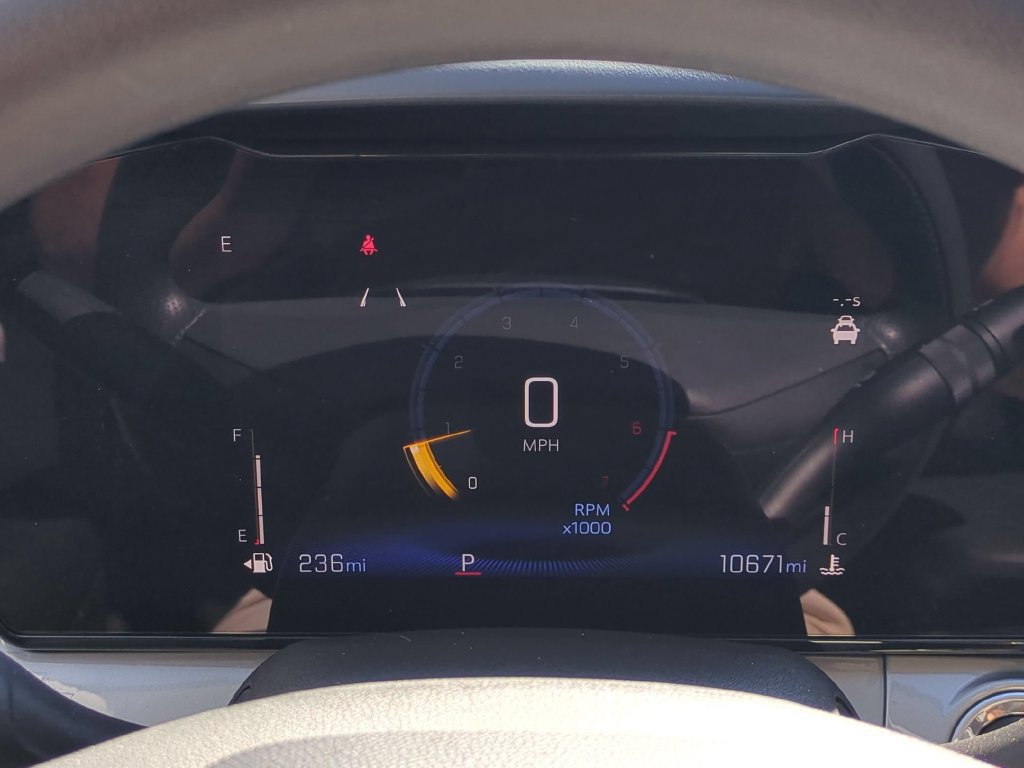 Used 2026 Chevrolet Trax LT FWD image 13