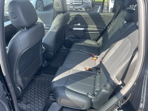 Certified 2024 Mercedes-Benz EQB 300 4MATIC image 33