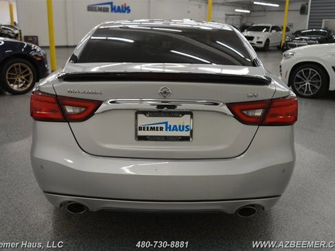 Used 2018 Nissan Maxima 3.5 SV image 10
