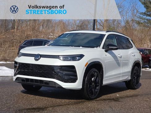 New 2026 Volkswagen Tiguan SE R-Line AWD/4WD image 1