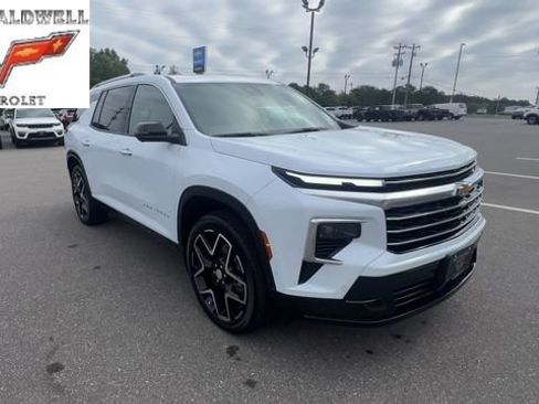 Used 2026 Chevrolet Traverse High Country w/ LPO, Floor Liner Package FWD image 5