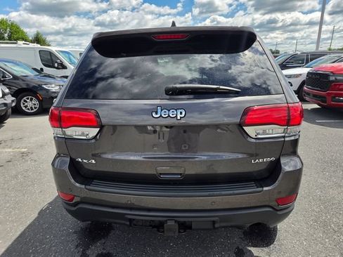 Used 2021 Jeep Grand Cherokee Laredo X AWD/4WD image 13