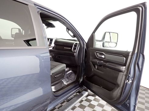 Used 2025 RAM 1500 Big Horn AWD/4WD image 37