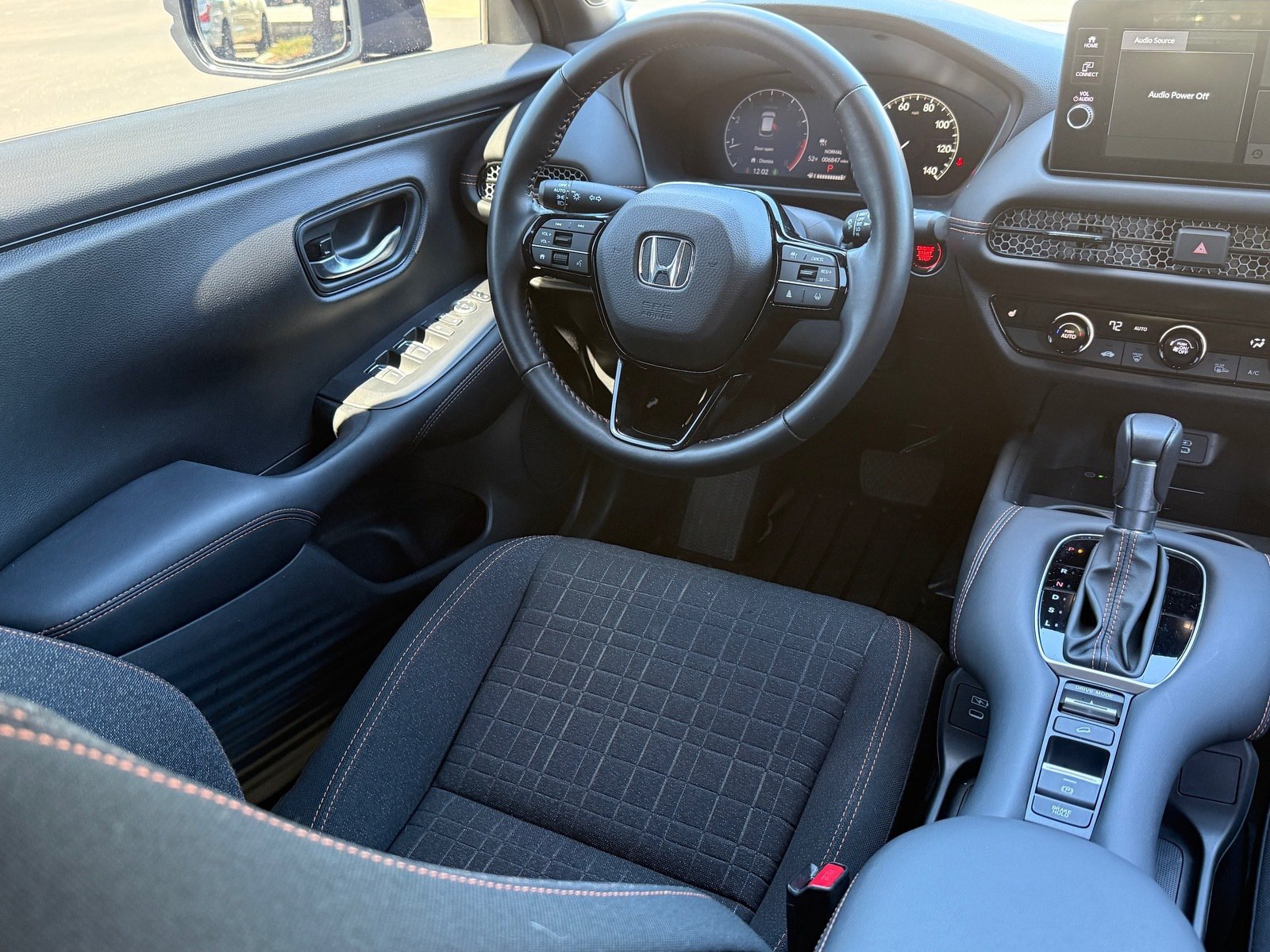 Used 2026 Honda HR-V Sport image 17