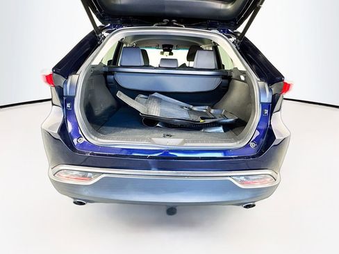 Used 2023 Toyota Venza LE image 26