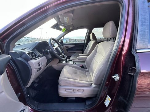 Used 2020 Honda Pilot EX image 11