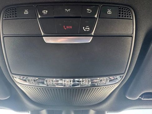 Used 2022 Mercedes-Benz GLC 300 4MATIC image 28