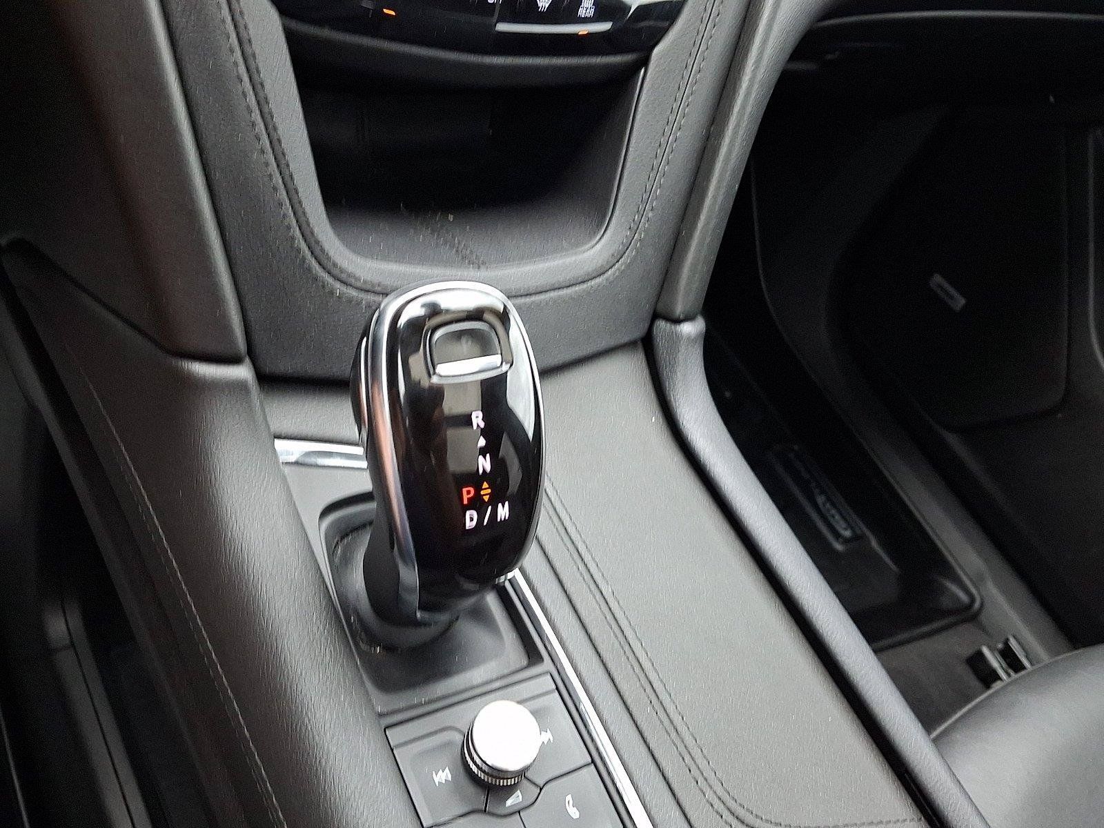 Used 2020 Cadillac XT6 Premium Luxury AWD/4WD image 14