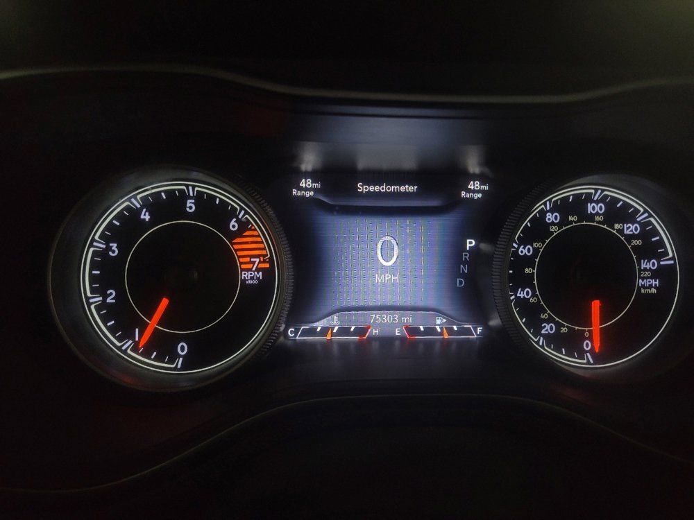 Used 2019 Jeep Cherokee Limited FWD image 23